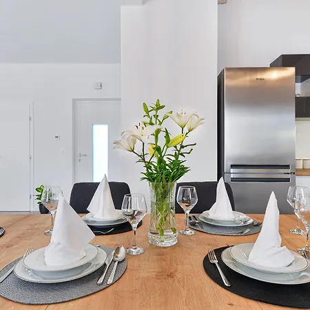 Vila Banovi *